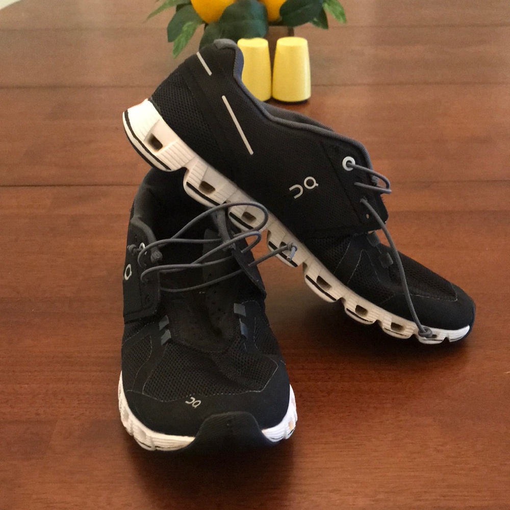 On Cloud Swiss Engineering tennis shoes